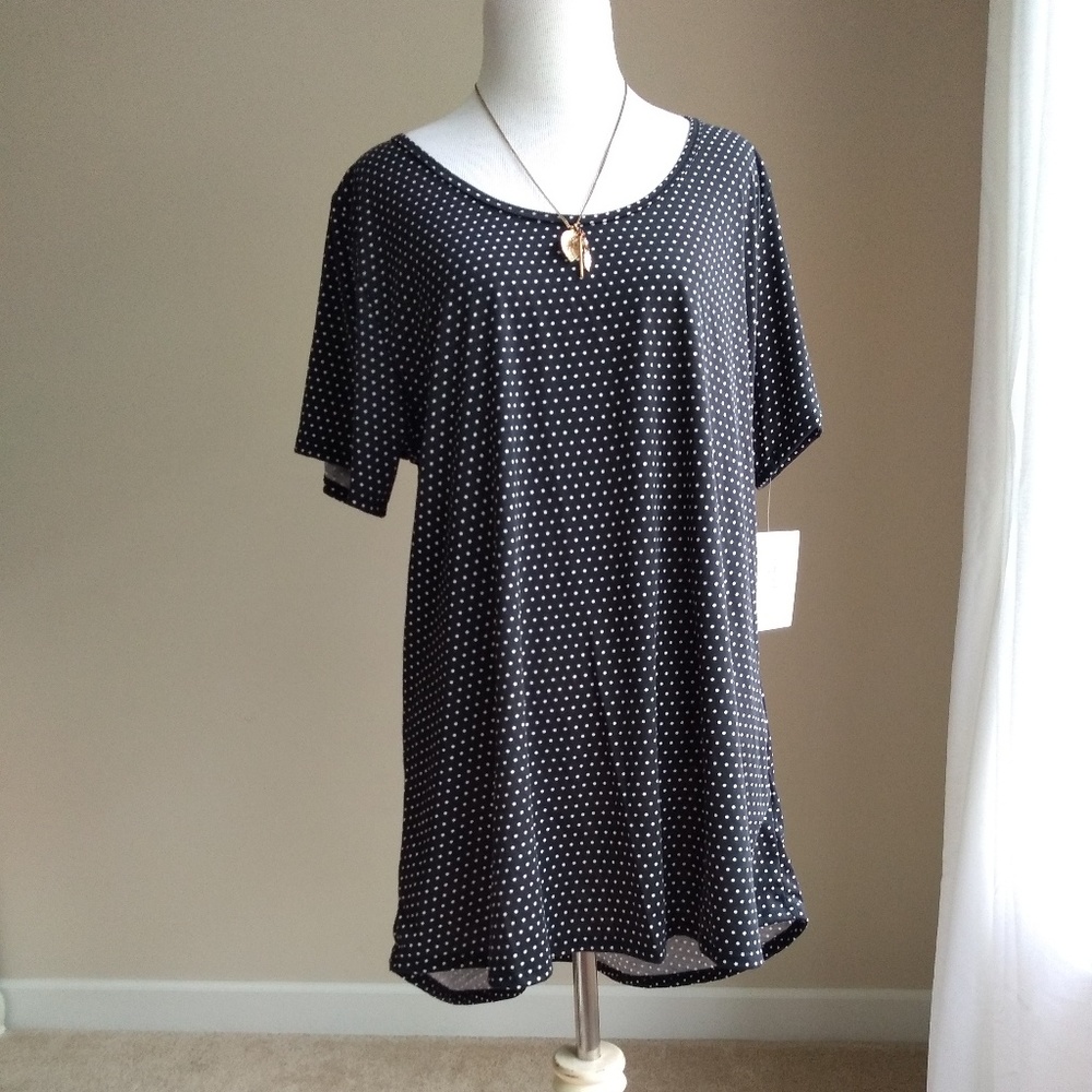Lularoe classic tee- XL black with white micro dot